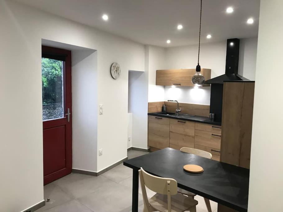 Maison Au Coeur De La Dolce Via Et Via Rhona Beauchastel Exteriér fotografie